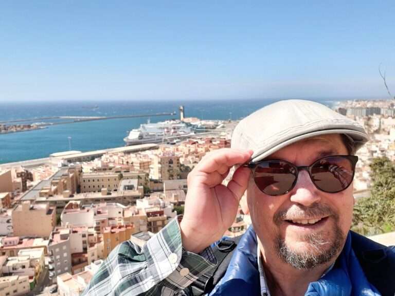 Almería, historia y «tapeo»