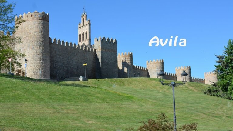 Ávila, ciudad amurallada de la Edad Media